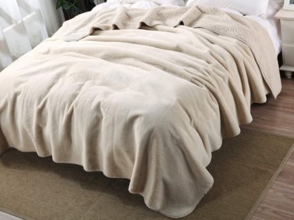 Покрывало Софи де Марко Аурелия (крем) 220х240